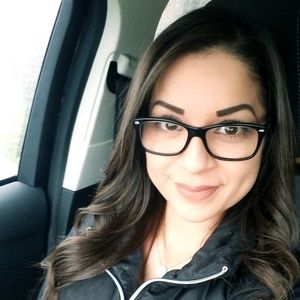 Meet your Posher, Miriam